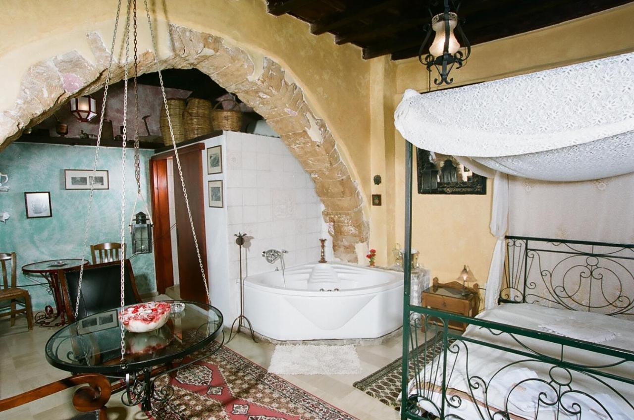 Ifigenia Trad.Rooms In Oldtown By.Marios خانيا المظهر الخارجي الصورة